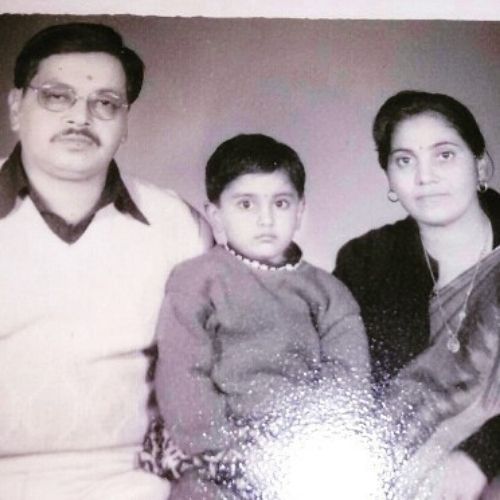 Shruti Anand Parents